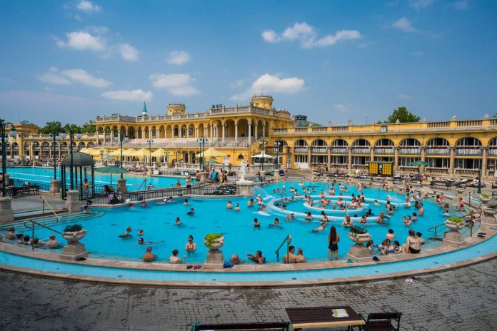 Baths of Budapest Szechenyi Gellért Rudas Lukács